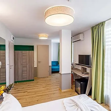 Bsa Boulevard Boutique Hotel 2*